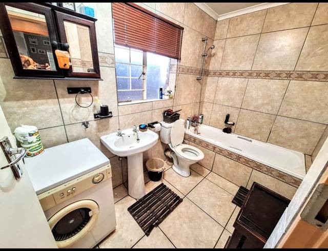 1 BEDROOM TOWNHOUSE FOR SALE IN THE ORCHARDS